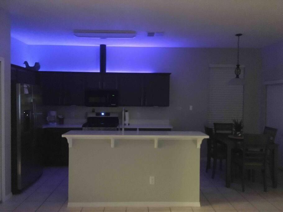 Family Villa With Private Pool Near Disney Parks 키시미 외부 사진