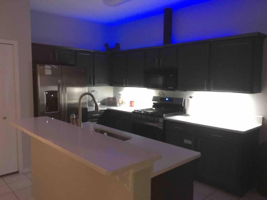 Family Villa With Private Pool Near Disney Parks 키시미 외부 사진